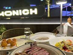 -MONICH牛排融合餐厅(和义大道购物中心店)
