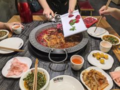 -杨肥肠火锅大排档(火车站花园店)