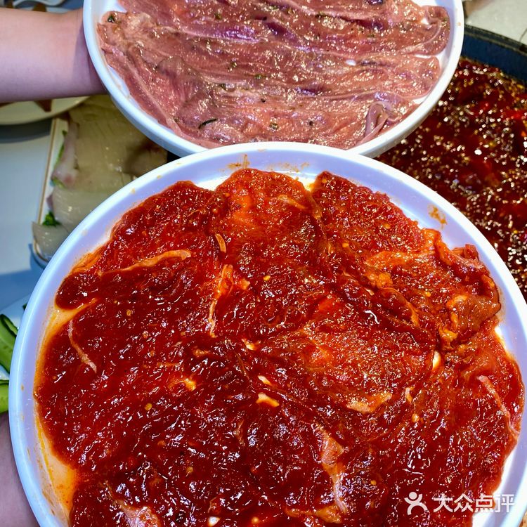 火锅脑袋集合!这家鲜菜老火锅真的会勾魂~