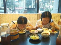 -鸣记脆皮烤鱼·海鲜烤鱼(三八广场店)