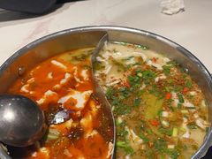 -德林酸菜鱼火锅(南丹店)