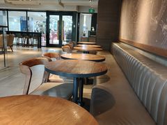-星巴克(杭州湖滨银泰E区店)