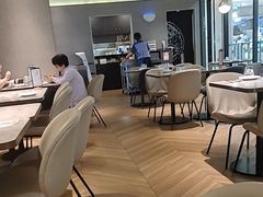 -必胜客(上海新南方商城PH店)