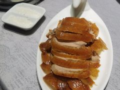 一品烤鸭-湖庭壹品鸭王·传统北京烤鸭·别墅私房菜·庭院宵夜(江宁店)