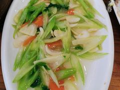 -颐缘居·南翔小笼馆