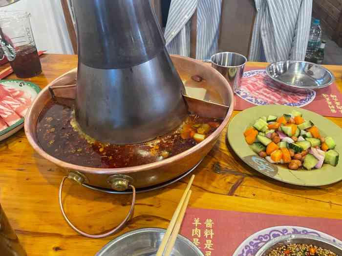 東鎮老火鍋合肥路店