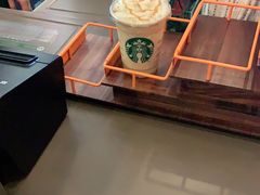 -星巴克臻选(成都环球乐天店)