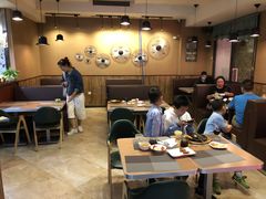 大堂-清真·穆巴拉克西餐厅(回民街店)