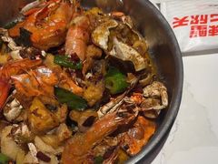 -七欣天香辣蟹火锅(闵行浦江欢乐颂店)