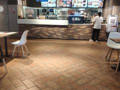 -肯德基(珠峰店)