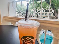 冰摇桃桃乌龙茶-星巴克臻选(广州沙面店)