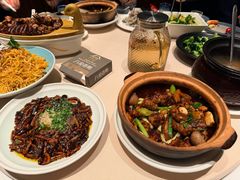 -八府香鸭·啫啫煲(华山路店)