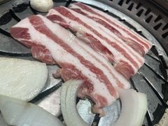 烤五花肉-草家酱蟹炭火烤肉店(珲春南路一店)