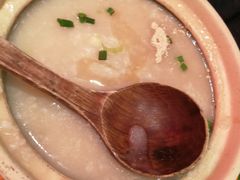 潮界生滚牛肉粥-潮界(虹桥新天地店)