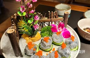 Jasmine Flower Fish Roe Shrimp Dumplings