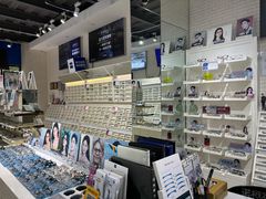 -诺柯视眼镜-蔡司依视路官方工厂店(淞南一店)