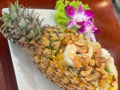 -Dang restaurant (patong phuket)