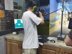 -都市枪神实弹射击俱乐部