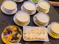香滑凤凰奶-周大娘牛乳(旧寨古村总店)