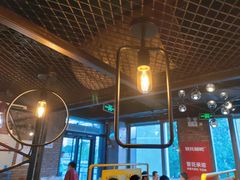 -管氏翅吧(中关村店)