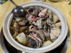 -东巴谷野生菌火锅餐厅