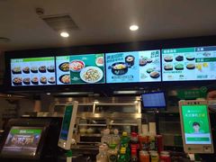 -老乡鸡(武汉中南梅苑小区地铁站店)