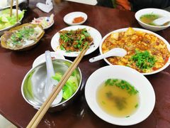 -胡记牛肉汤锅(光辉路总店)