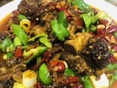 霸王牛蹄-八块土鸡-激情椒麻鱼-干香鸡--青之口新疆菜·特色羊排揪片子