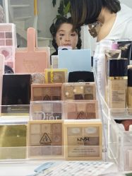 -明天见·化妆造型工作室