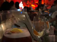 -FOUR PLAY BAR