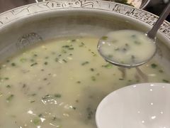 黄辣丁奶汤-老宋家鱼馆(北滨路店)