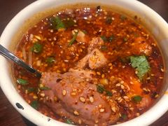 冒脑花-成都你六姐·牛肉冒菜(城市集市合生汇店)