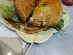-必胜客(滨江店)