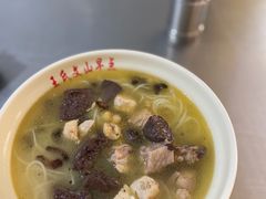 -文山荷鲜居(翠湖店)