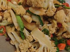 -苏湘小馆·不做预制菜(青年公社店)