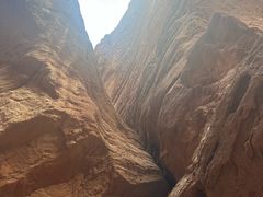 -天山神秘大峡谷