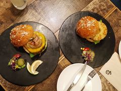 -HIGH FIVE哈福手工汉堡(桂林路店)