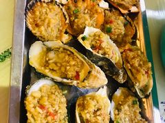 蒜蓉烤鲍鱼-覃记海鲜美食餐厅