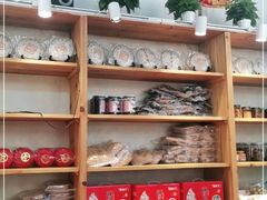 零售区-正宗普宁豆干坊·洪记砂锅粥(红领巾路店)