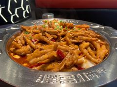 鸡爪煲-胖哥俩肉蟹煲(湖滨银泰in77店)