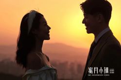 -苏菲亚婚纱摄影