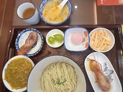 -百年老字号·观振兴蟹黄面·三虾面·苏式面(观前街富仁坊巷店)