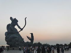 -巴陵广场