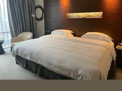 -青岛海尔洲际酒店