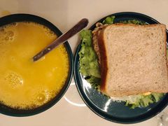 -苏州雏渐肥月嫂