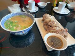 手抓羊脖子-尹兰楼西北风情餐厅(嘉定店)