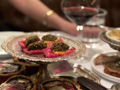 雪花生牛肉配海胆鱼子酱-壳里西餐厅Coquille Seafood Bistro(蒙自路店)