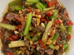 小炒牛肉-笨罗卜浏阳菜馆(星沙店)