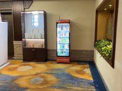 -舜耕山庄四时万和自助餐厅