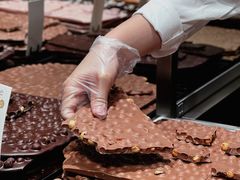 -Laderach 莱德拉(上海环贸iapm店)